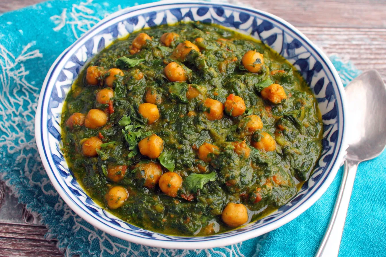Chana Saag recipe with chickpeas in rich spinach curry close-up